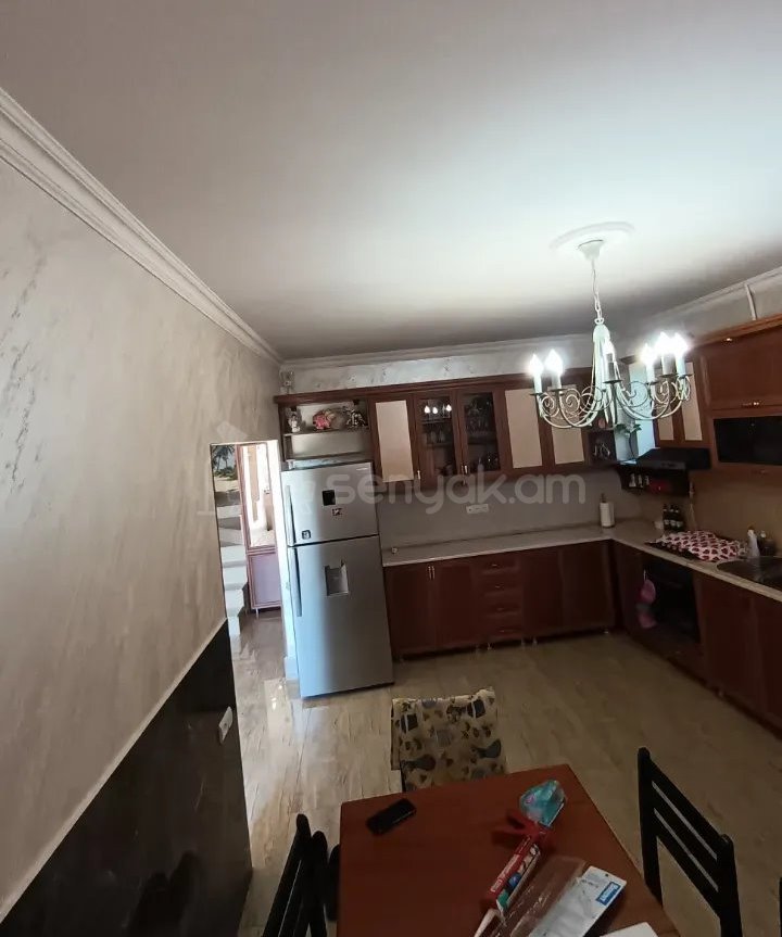 6 Սենյականոց Սեփական Տուն, 240քմ, Կապիտալ Վերանորոգված