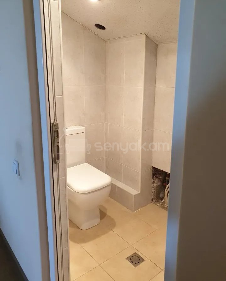 7 Սենյականոց Սեփական Տուն, 256քմ, Կապիտալ Վերանորոգված, Ավտոտնակով