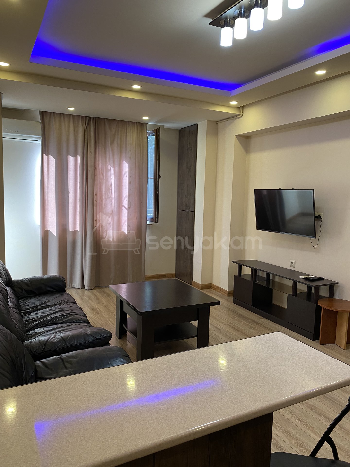 2 Սենյականոց Բնակարան, 42քմ, 4/11 հարկ, Կապիտալ Վերանորոգված, Կահավորված, Արևկող