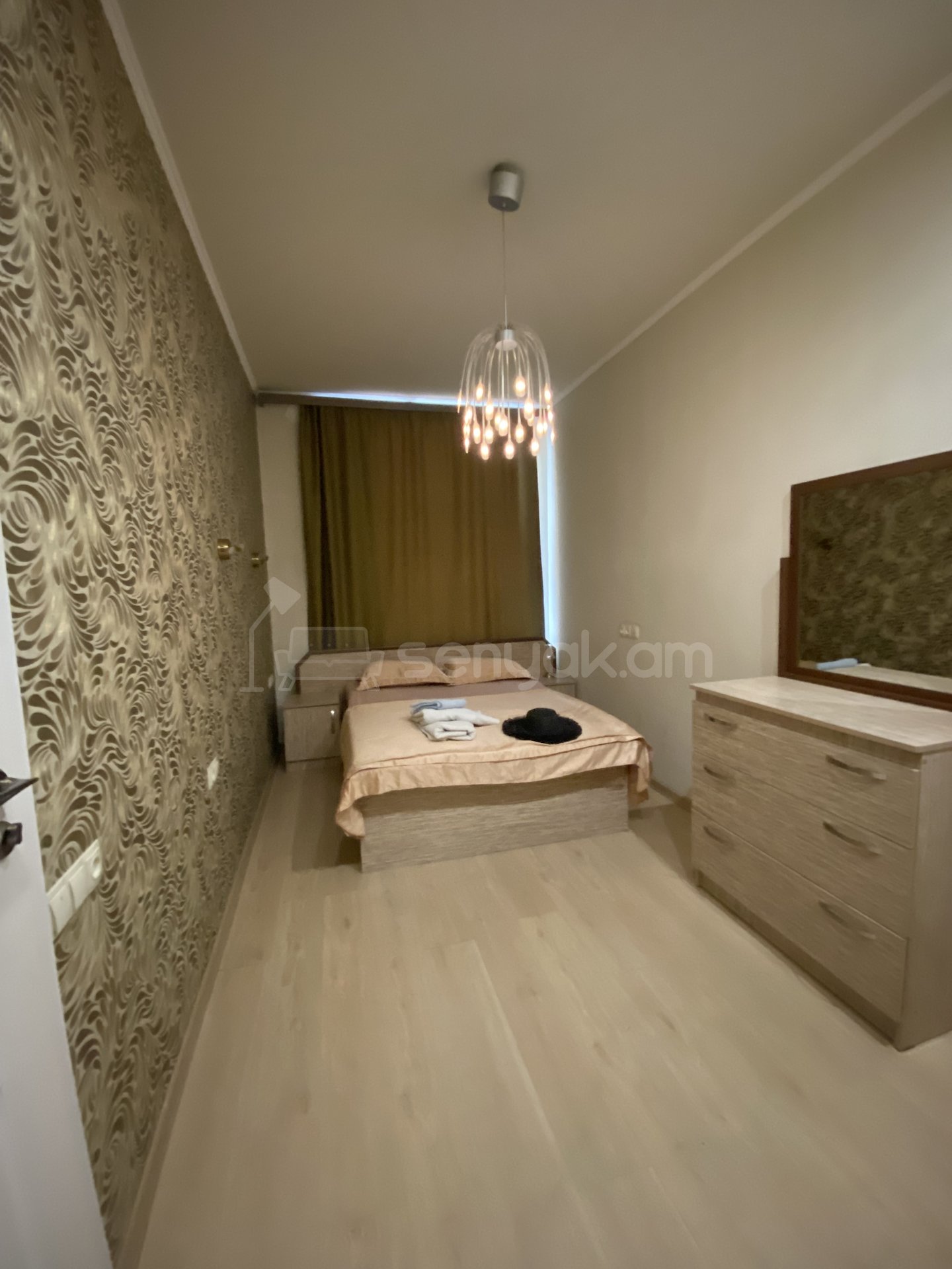 3 Սենյականոց Բնակարան Քարե Շենքում, 60քմ, 2/5 հարկ, Կապիտալ Վերանորոգված, Կահավորված, Արևկող