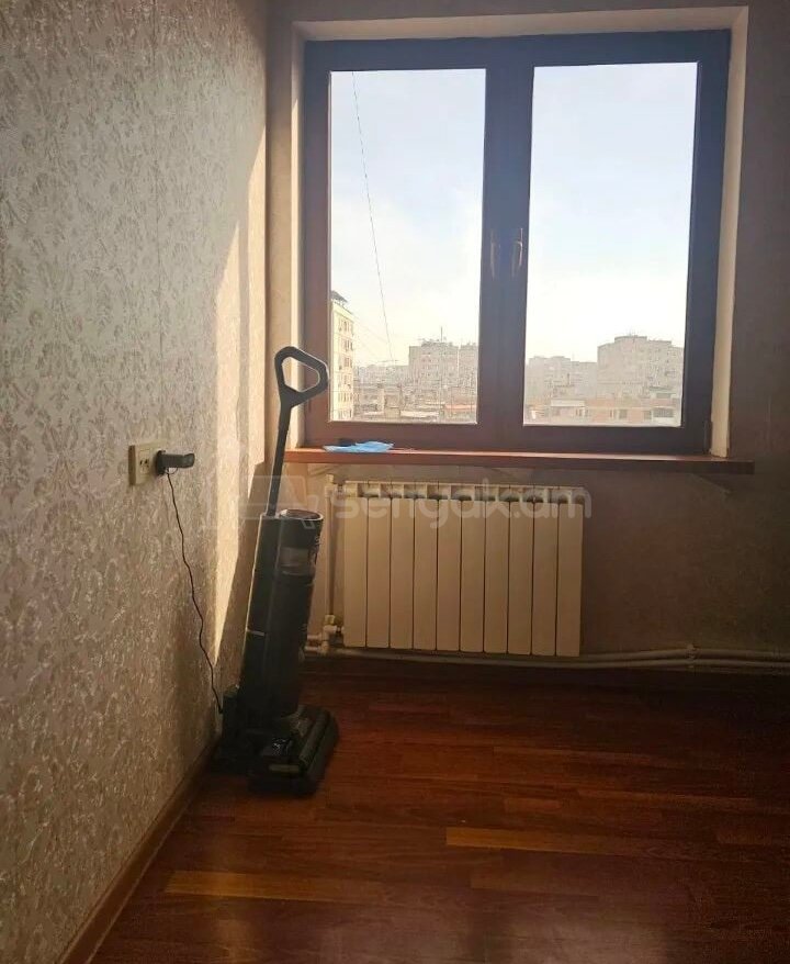 3 Սենյականոց Բնակարան, 85քմ, 11/15 հարկ, Կապիտալ Վերանորոգված, Կահավորված, Արևկող