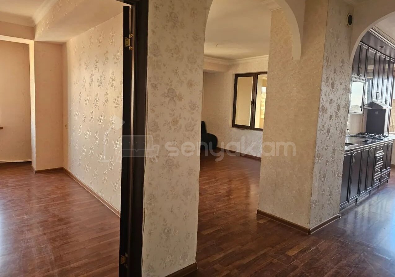 3 Սենյականոց Բնակարան, 85քմ, 11/15 հարկ, Կապիտալ Վերանորոգված, Կահավորված, Արևկող