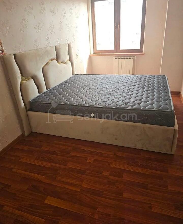 3 Սենյականոց Բնակարան, 85քմ, 11/15 հարկ, Կապիտալ Վերանորոգված, Կահավորված, Արևկող