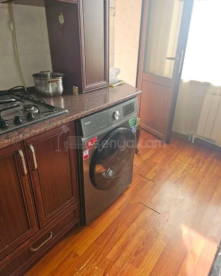 3 Սենյականոց Բնակարան, 85քմ, 11/15 հարկ, Կապիտալ Վերանորոգված, Կահավորված, Արևկող