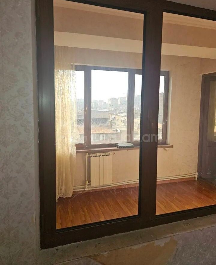 3 Սենյականոց Բնակարան, 85քմ, 11/15 հարկ, Կապիտալ Վերանորոգված, Կահավորված, Արևկող