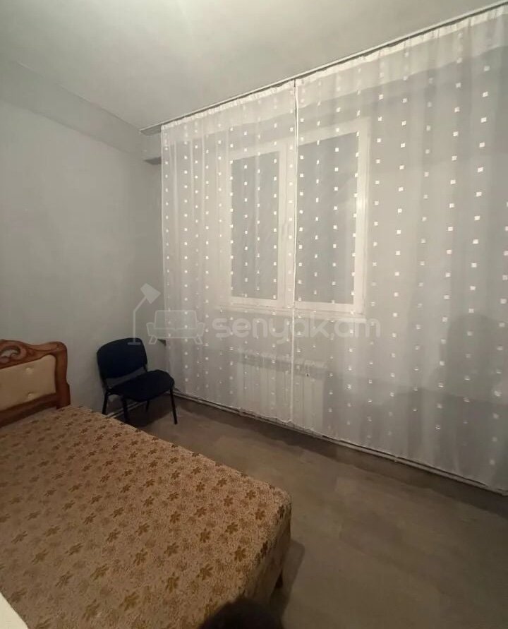 3 Սենյականոց Բնակարան, 97քմ, 1/8 հարկ, Նորմալ Վիճակում, Կահավորված