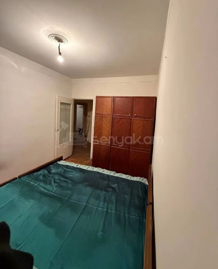 3 Սենյականոց Բնակարան, 97քմ, 1/8 հարկ, Նորմալ Վիճակում, Կահավորված