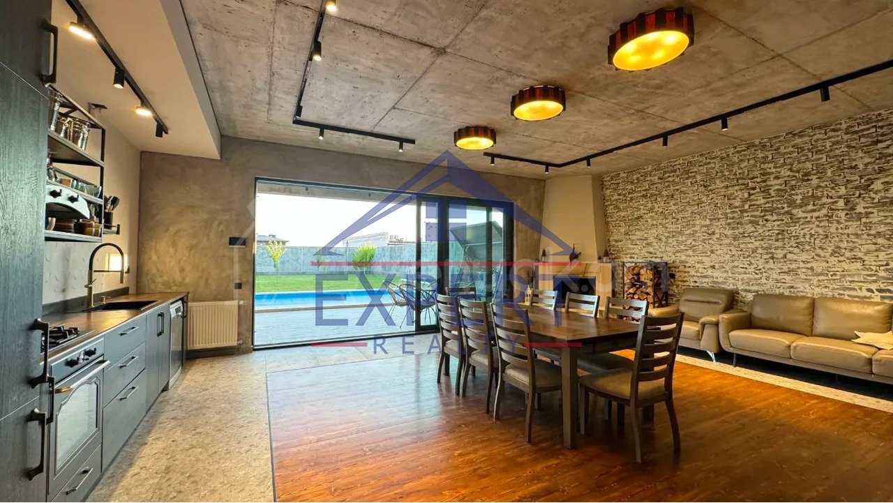 8 Սենյականոց Շքեղ Առանձնատուն, 580քմ, Լողավազանով, Ավտոտնակով