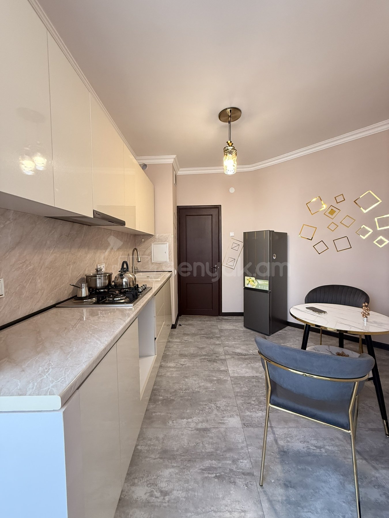 3 Սենյականոց Բնակարան, 90քմ, 9/16 հարկ, Կապիտալ Վերանորոգված