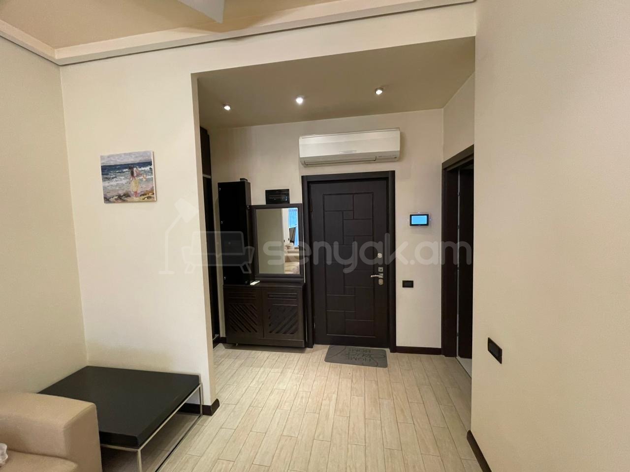 3 Սենյականոց Բնակարան, 112քմ, 3/6 հարկ, Դիզայներական Վերանորոգված