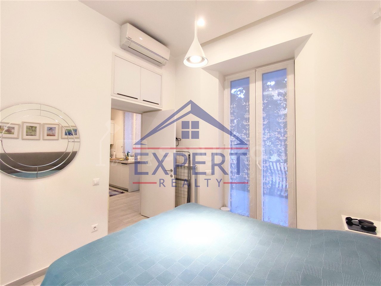 3 Սենյականոց Բնակարան Քարե Շենքում, 80քմ, 3/5 հարկ, Դիզայներական Վերանորոգված