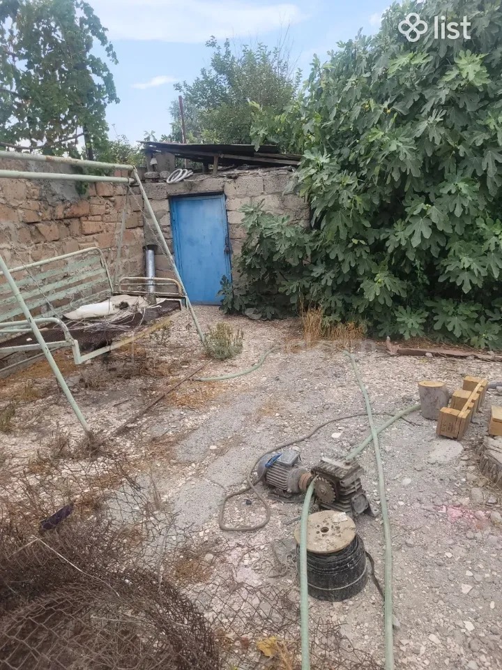 3 Սենյականոց Սեփական Տուն, 16քմ, Նորմալ Վիճակում