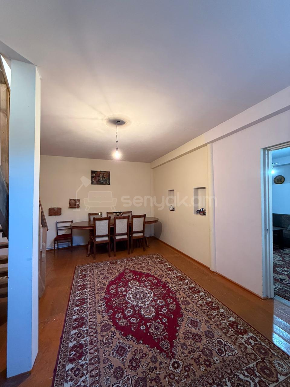 3 Սենյականոց Սեփական Տուն, 100քմ, Նորմալ Վիճակում