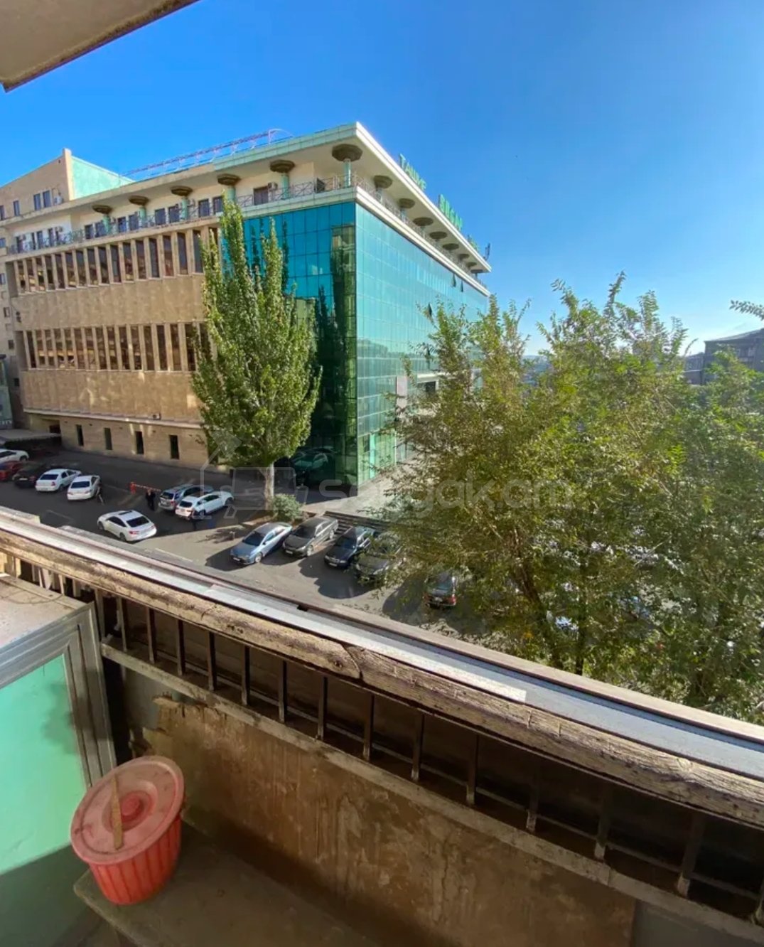 2 Սենյականոց Բնակարան, 70քմ, 3/10 հարկ, Նորմալ Վիճակում