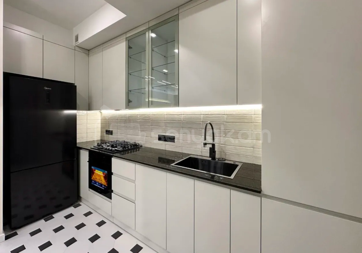 3 Սենյականոց Բնակարան Նորակառույցում, 86քմ, 15/18 հարկ, Դիզայներական Վերանորոգված