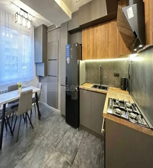 3 Սենյականոց Բնակարան, 70քմ, 4/11 հարկ, Դիզայներական Վերանորոգված, Կահավորված, Արևկող