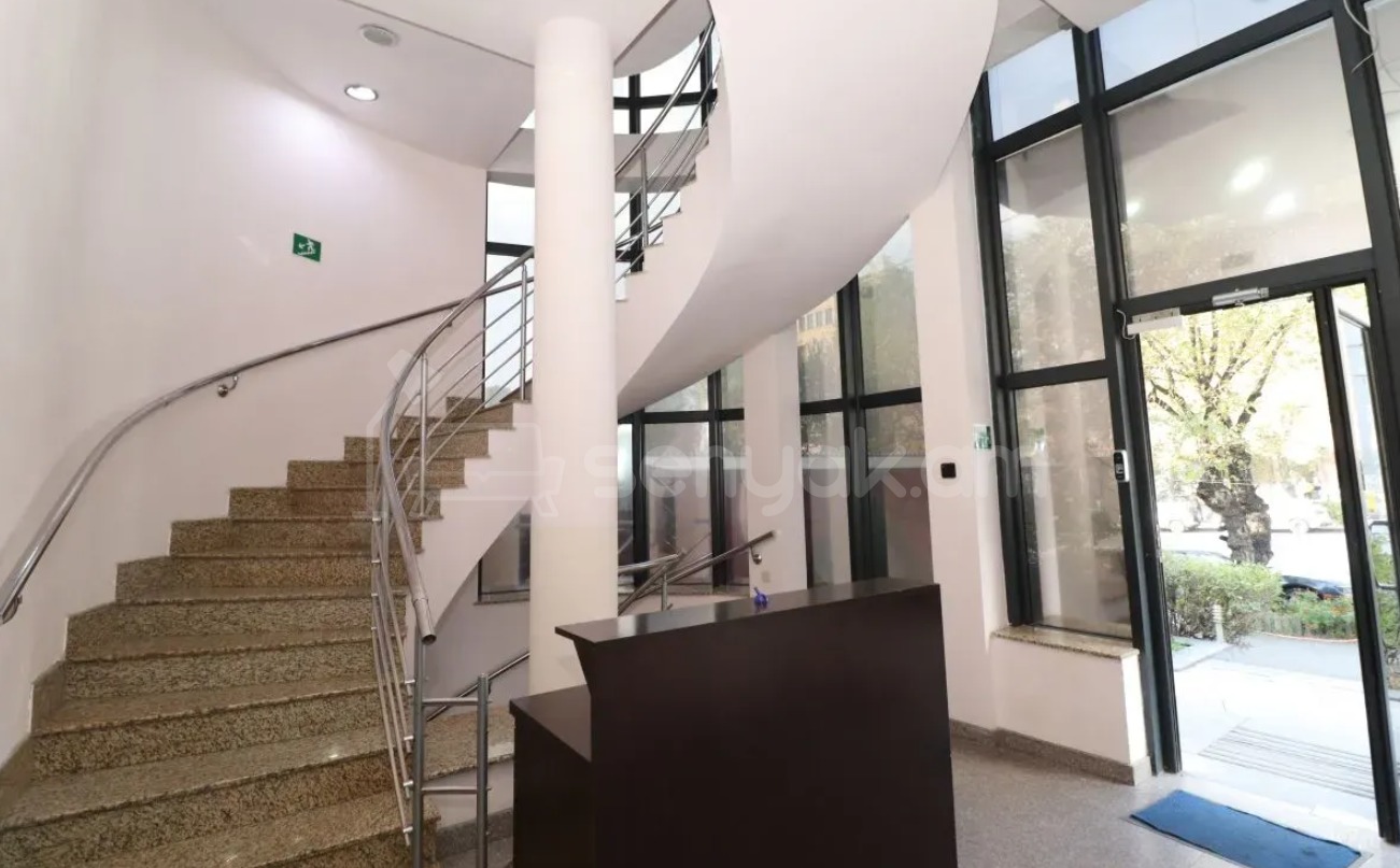 Նորակառույց Օֆիսային Տարածք, 664քմ