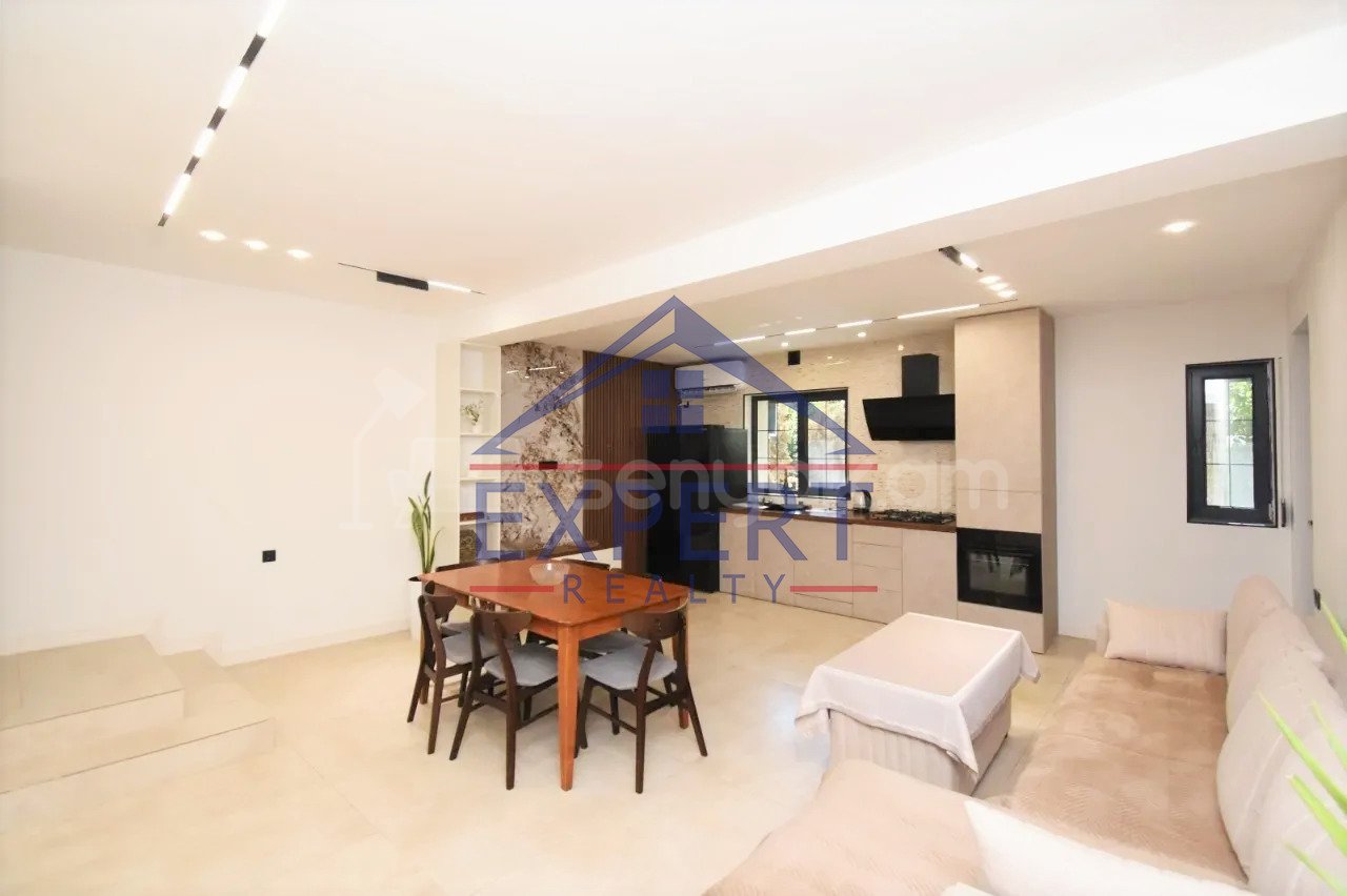 2 Սենյականոց Բնակարան Նորակառույցում, 80քմ, 1/1 հարկ, Դիզայներական Վերանորոգված, Կահավորված, Արևկող