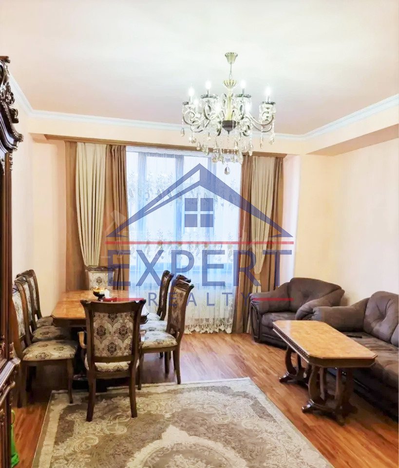 4 Սենյականոց Բնակարան Նորակառույցում, 92քմ, 8/8 հարկ, Նորմալ Վիճակում, Կահավորված, Արևկող