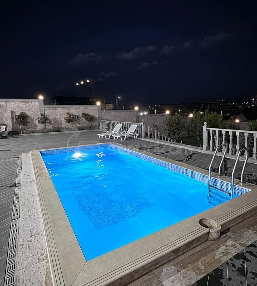 3 Սենյականոց Շքեղ Առանձնատուն, 200քմ, Կահավորված, Լողավազանով, Ավտոտնակով