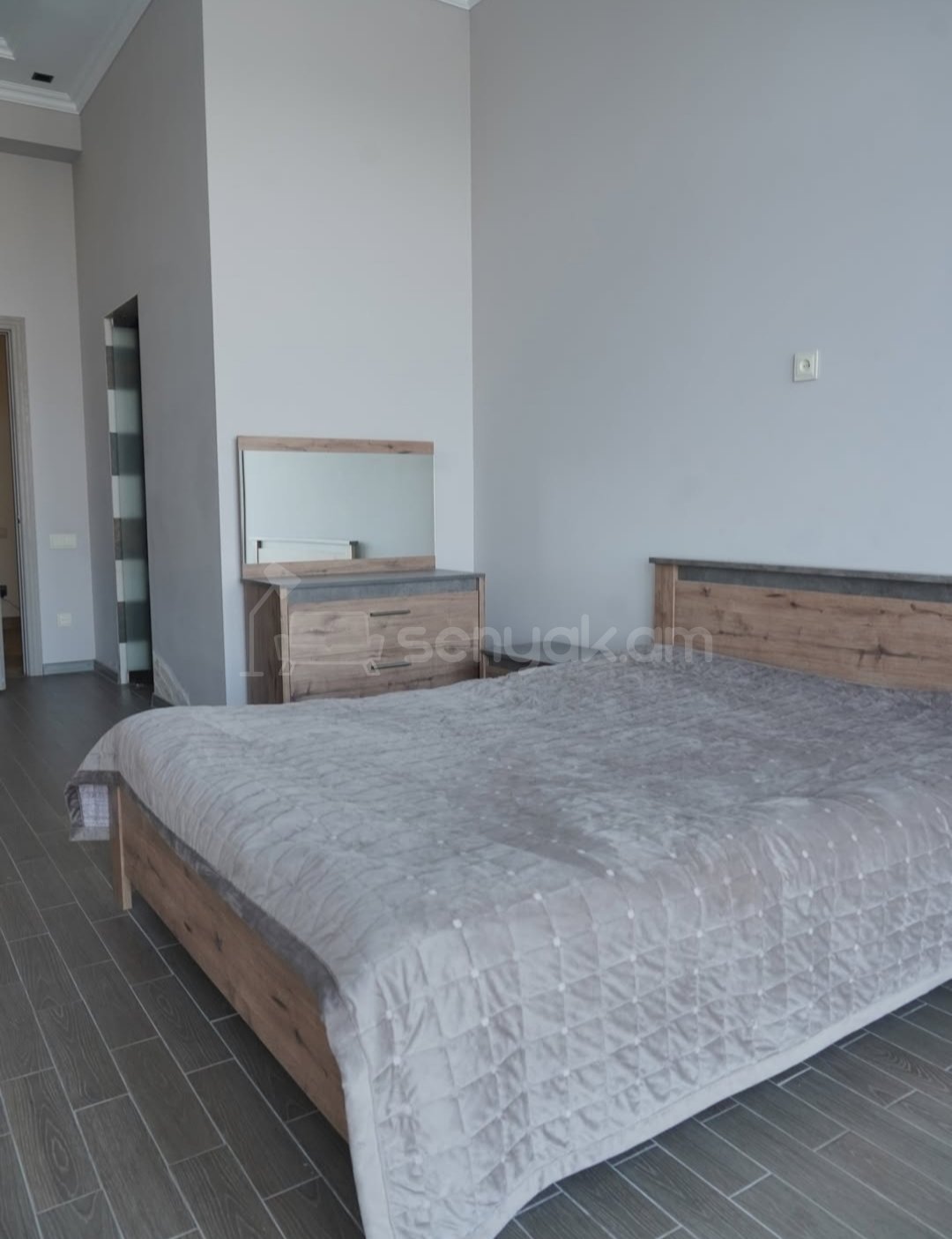 3 Սենյականոց Շքեղ Առանձնատուն, 200քմ, Կահավորված, Լողավազանով, Ավտոտնակով