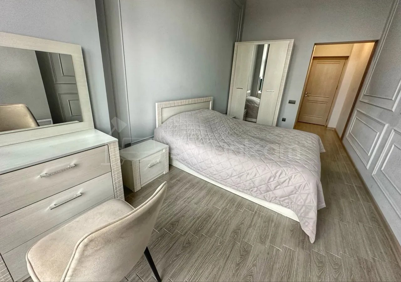 3 Սենյականոց Շքեղ Առանձնատուն, 200քմ, Կահավորված, Լողավազանով, Ավտոտնակով