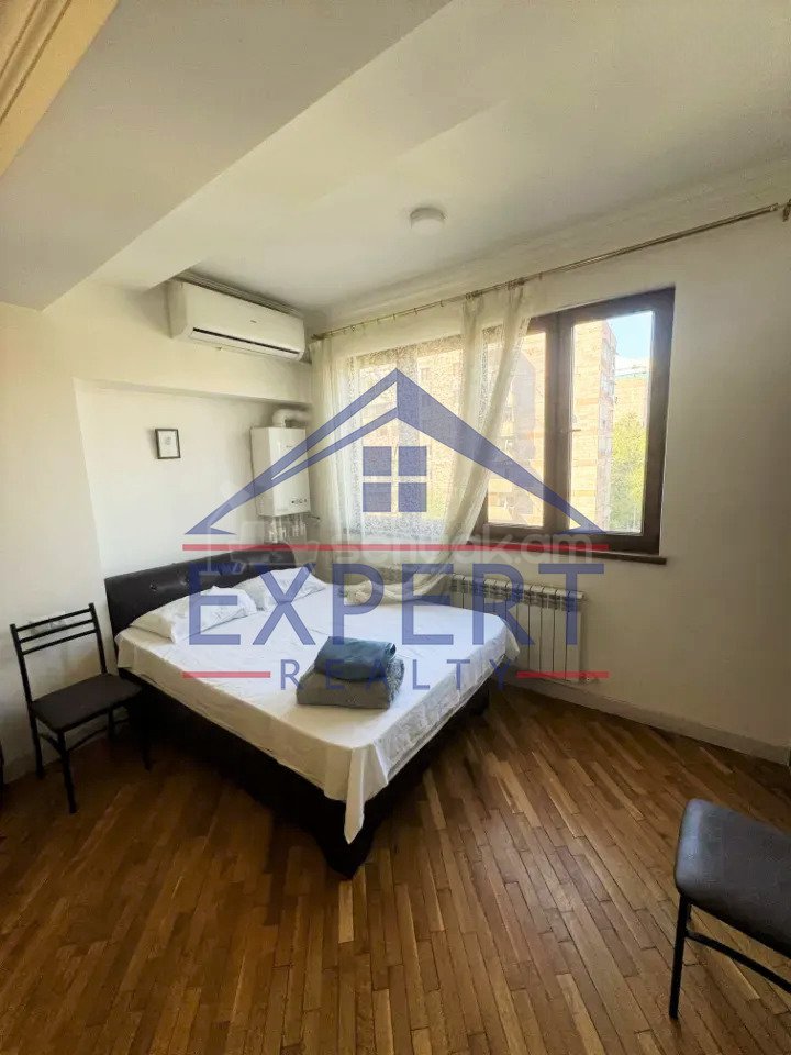 3 Սենյականոց Բնակարան, 90քմ, 5/10 հարկ, Կապիտալ Վերանորոգված, Կահավորված, Արևկող