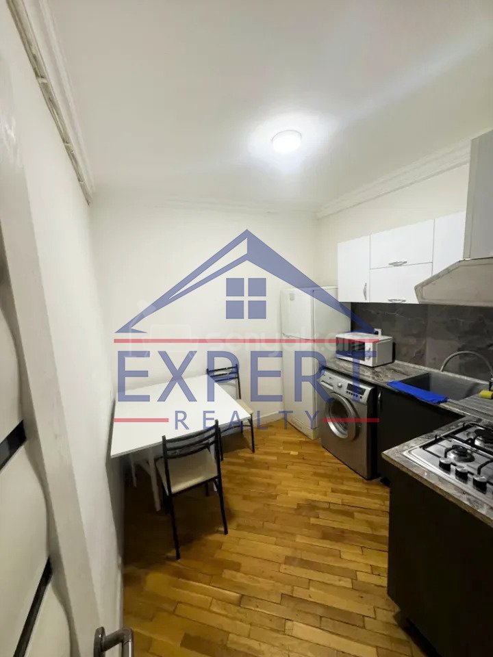 3 Սենյականոց Բնակարան, 90քմ, 5/10 հարկ, Կապիտալ Վերանորոգված, Կահավորված, Արևկող