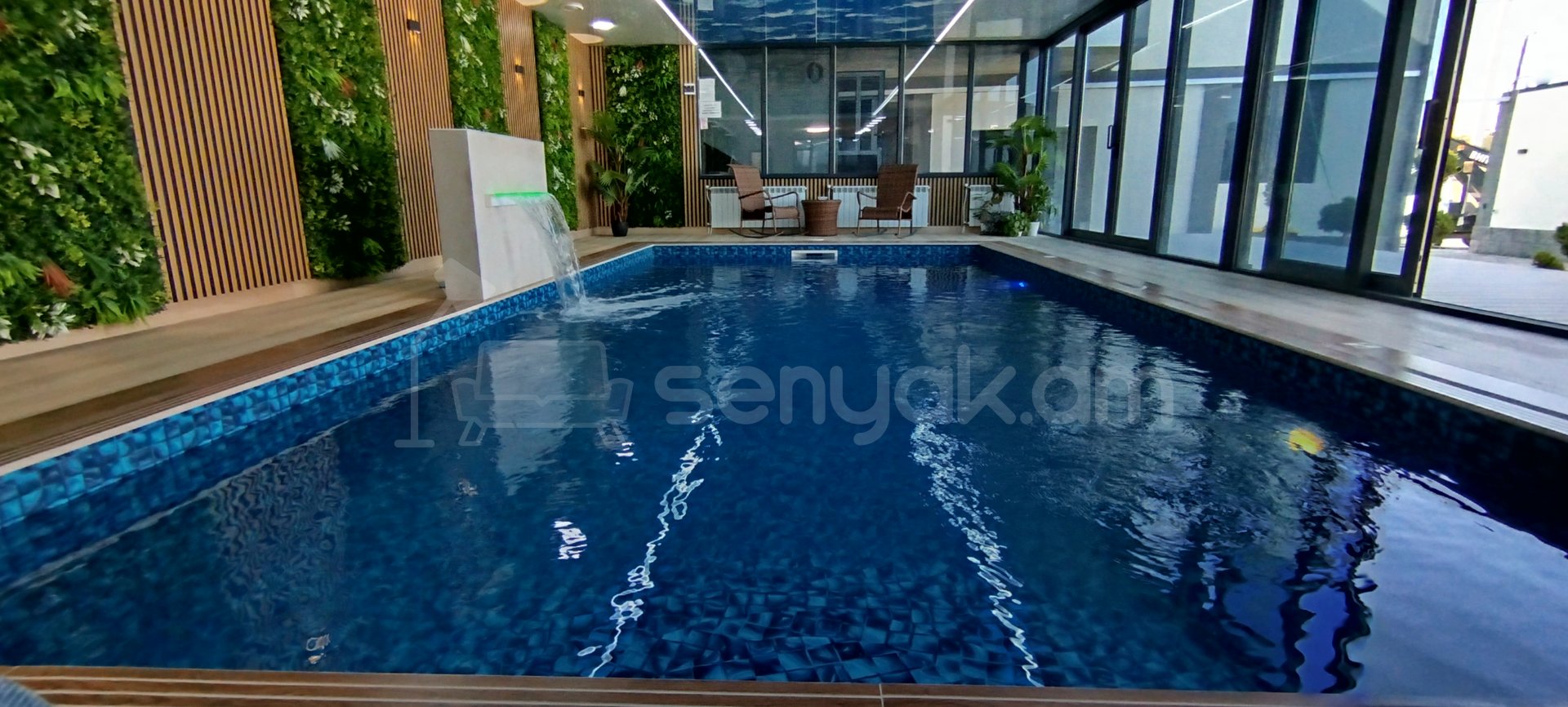 4 Սենյականոց Շքեղ Առանձնատուն, 200քմ, Կահավորված, Լողավազանով, Ավտոտնակով