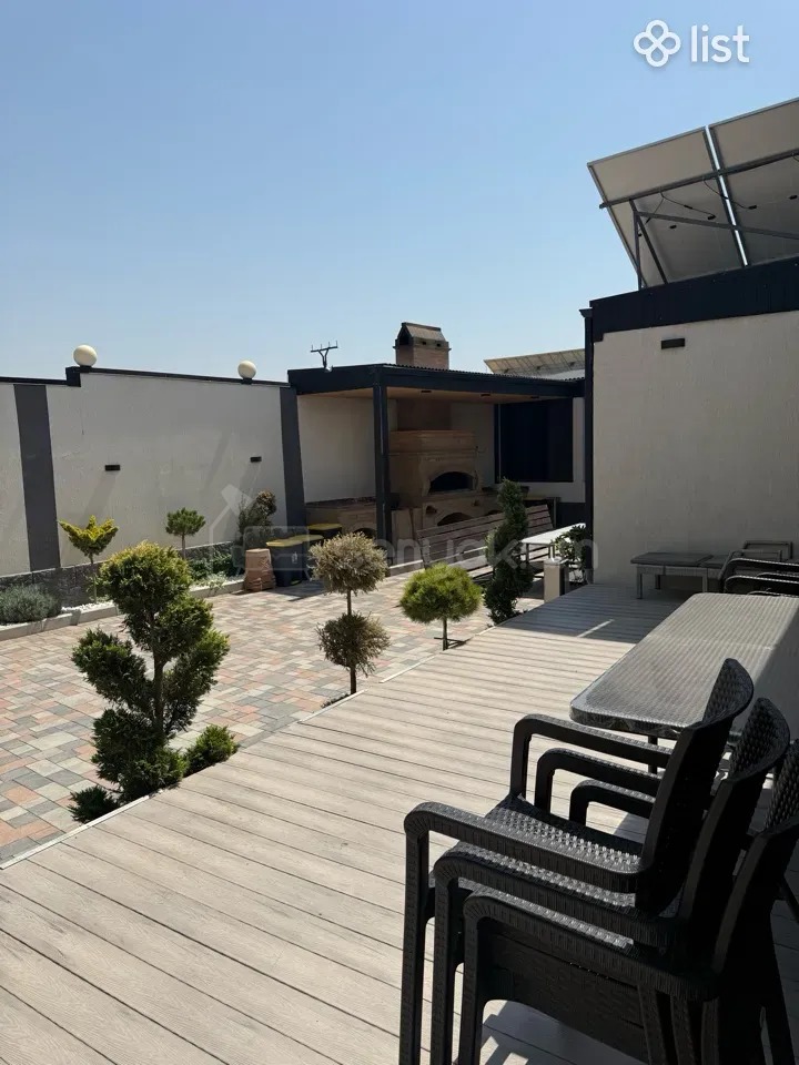 4 Սենյականոց Շքեղ Առանձնատուն, 200քմ, Կահավորված, Լողավազանով, Ավտոտնակով