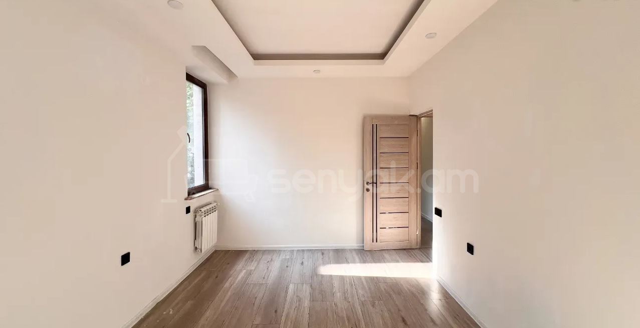 Շենք-Շինություն, 210քմ, Կապիտալ Վերանորոգված