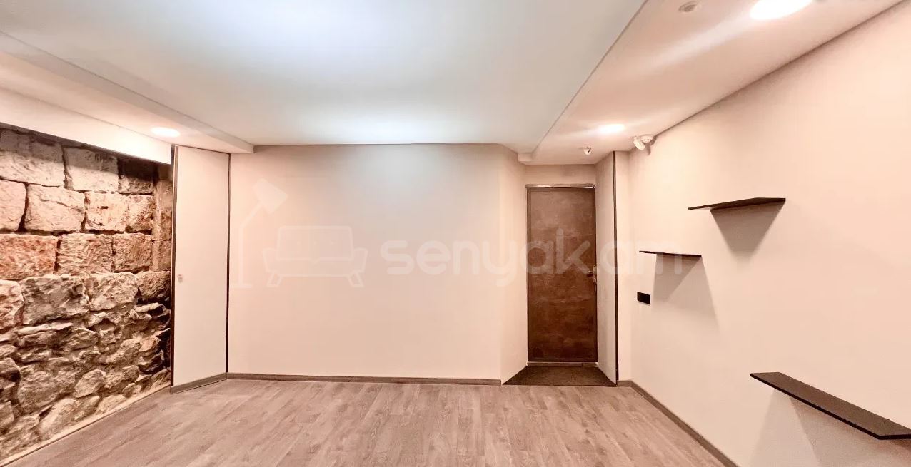 Շենք-Շինություն, 210քմ, Կապիտալ Վերանորոգված