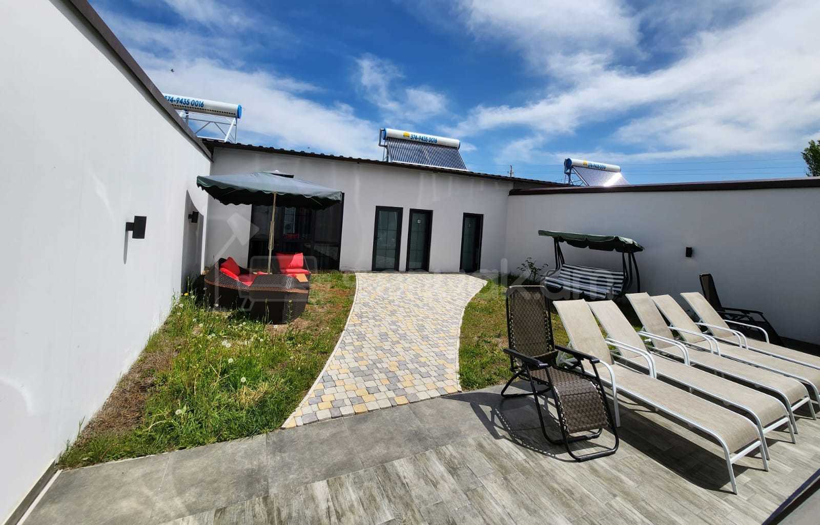 1 Սենյականոց Շքեղ Առանձնատուն, 120քմ, Կահավորված, Լողավազանով