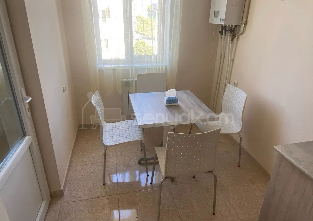 2 Սենյականոց Բնակարան, 60քմ, 2/14 հարկ, Կապիտալ Վերանորոգված, Կահավորված, Արևկող