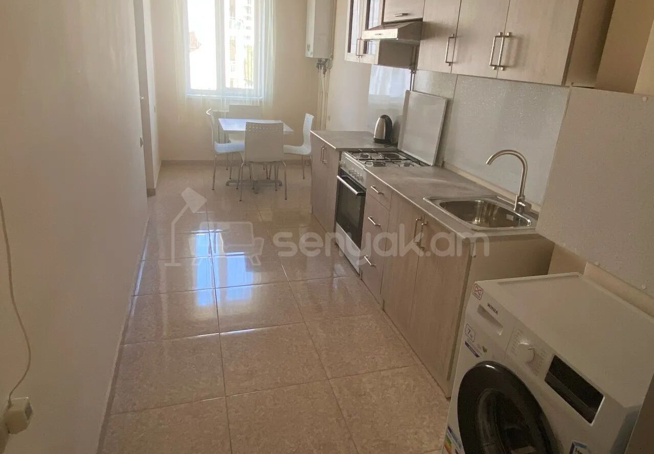 2 Սենյականոց Բնակարան, 60քմ, 2/14 հարկ, Կապիտալ Վերանորոգված, Կահավորված, Արևկող