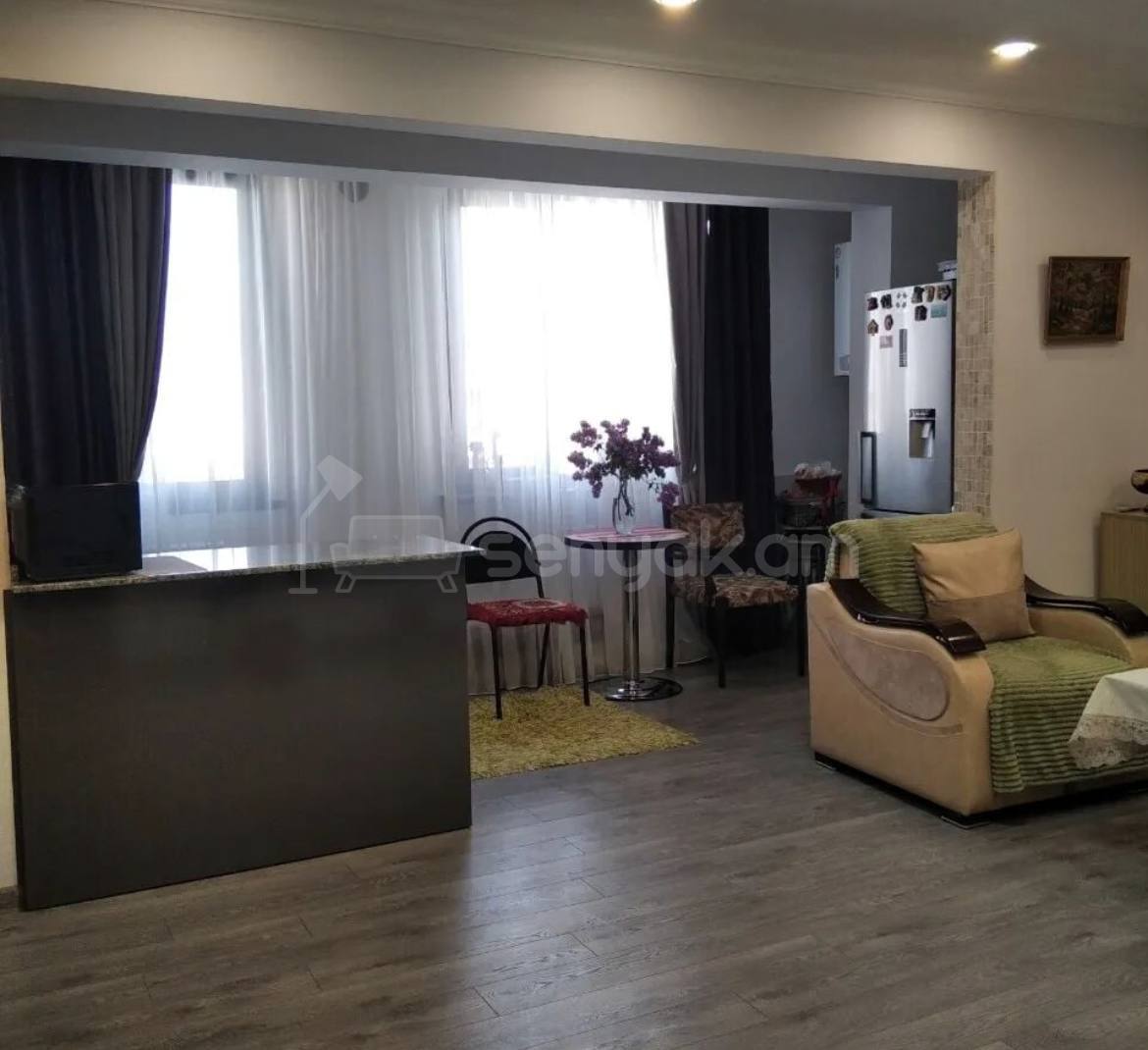 3 Սենյականոց Բնակարան, 76քմ, 4/9 հարկ, Դիզայներական Վերանորոգված