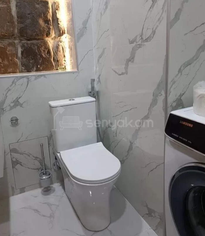 3 Սենյականոց Բնակարան Քարե Շենքում, 85քմ, 4/4 հարկ, Դիզայներական Վերանորոգված, Կահավորված, Արևկող