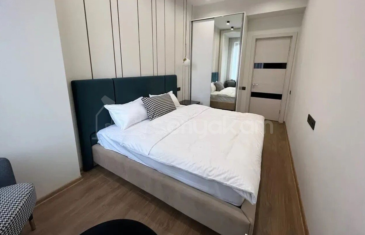 3 Սենյականոց Բնակարան Քարե Շենքում, 85քմ, 4/4 հարկ, Դիզայներական Վերանորոգված, Կահավորված, Արևկող