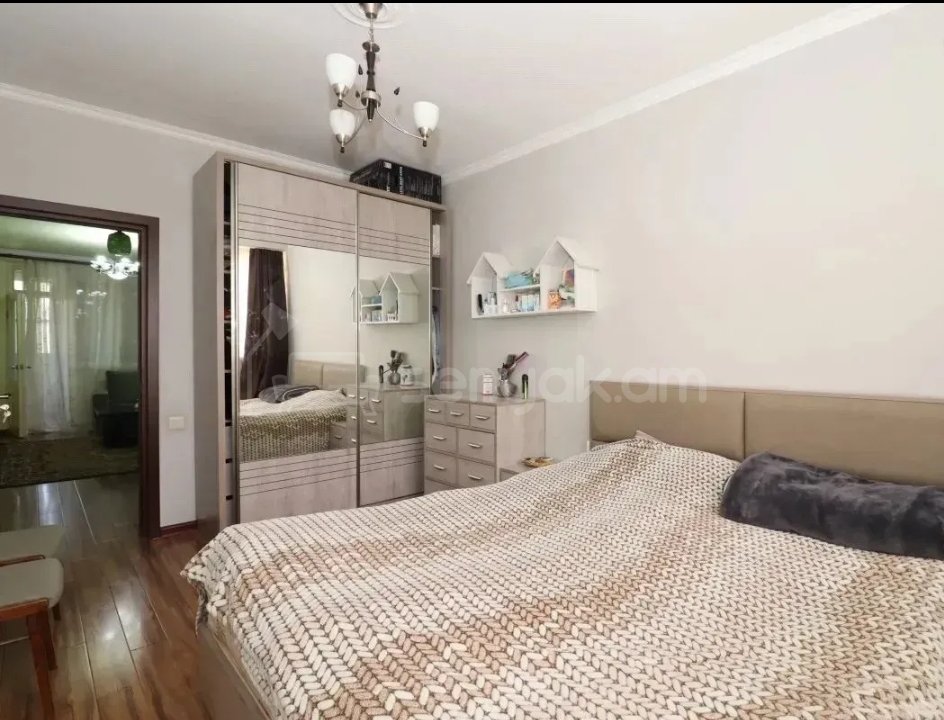 3 Սենյականոց Բնակարան, 83քմ, 7/11 հարկ, Նորմալ Վիճակում