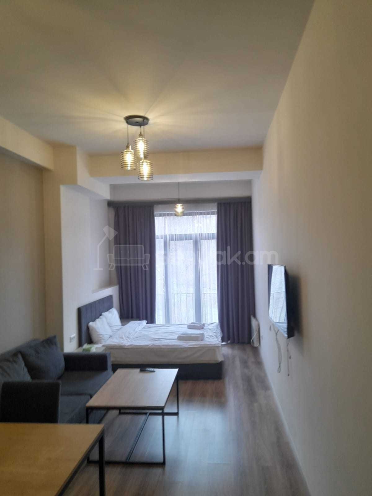 1 Սենյականոց Բնակարան, 40քմ, 7/12 հարկ, Դիզայներական Վերանորոգված