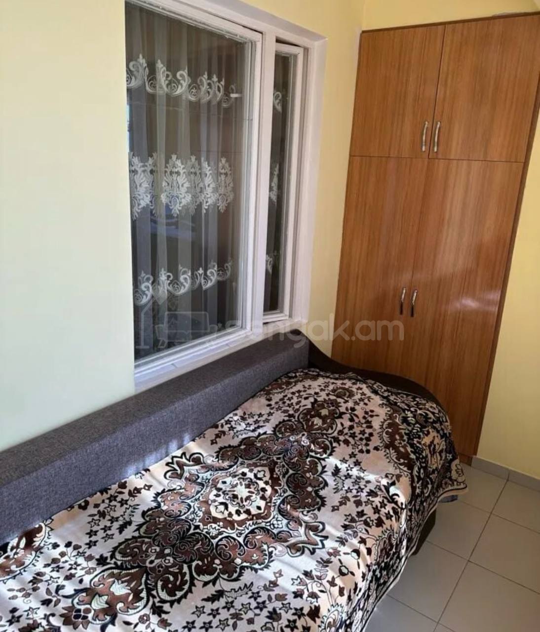 3 Սենյականոց Բնակարան Քարե Շենքում, 71քմ, 13/14 հարկ, Նորմալ Վիճակում