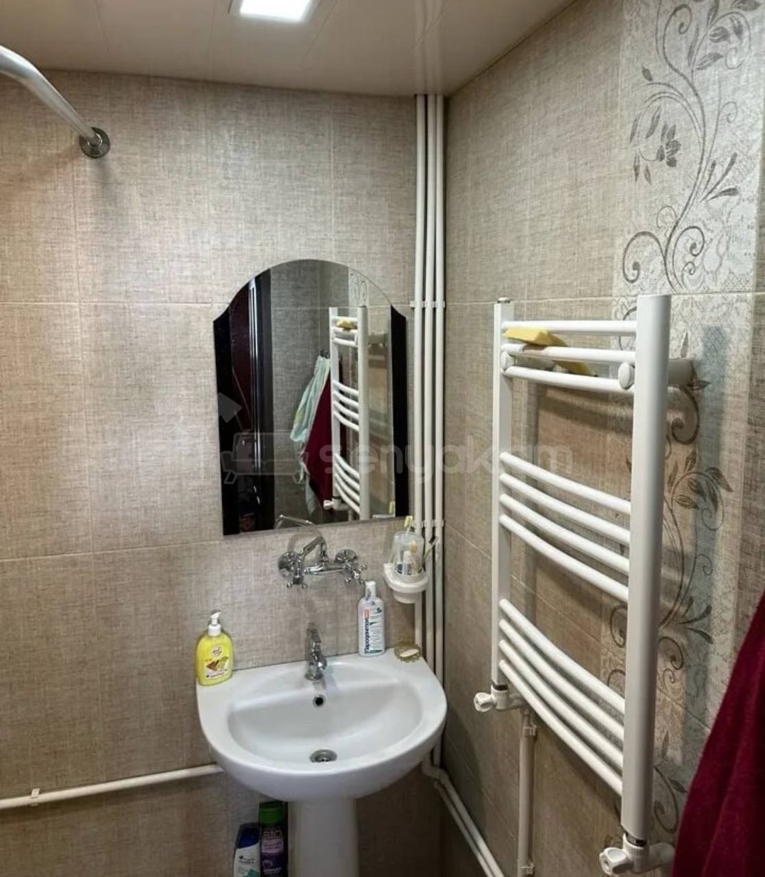 3 Սենյականոց Բնակարան Քարե Շենքում, 71քմ, 13/14 հարկ, Նորմալ Վիճակում