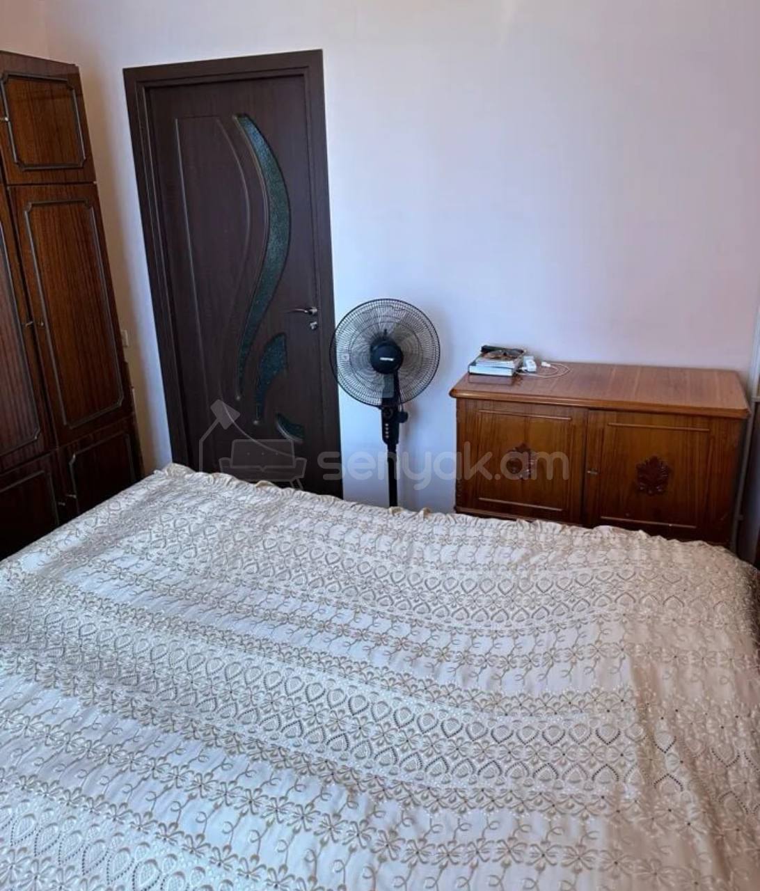 3 Սենյականոց Բնակարան Քարե Շենքում, 71քմ, 13/14 հարկ, Նորմալ Վիճակում