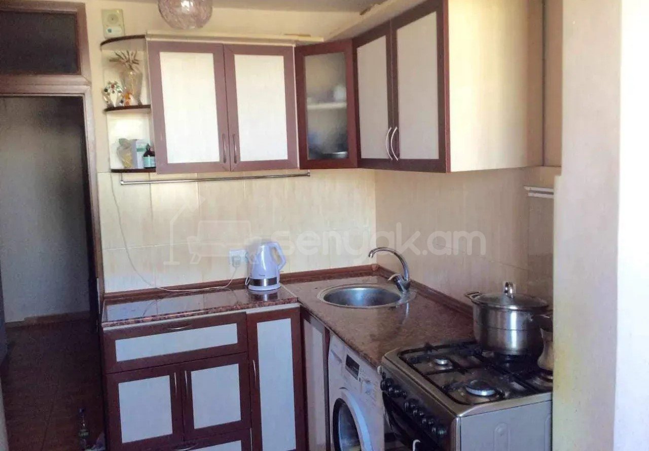 2 Սենյականոց Բնակարան, 58քմ, 4/4 հարկ, Նորմալ Վիճակում