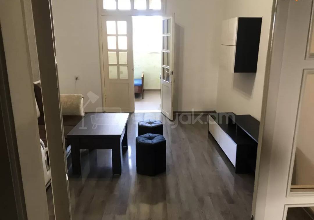 2 Սենյականոց Բնակարան Քարե Շենքում, 62քմ, 5/5 հարկ, Կապիտալ Վերանորոգված, Կահավորված, Արևկող