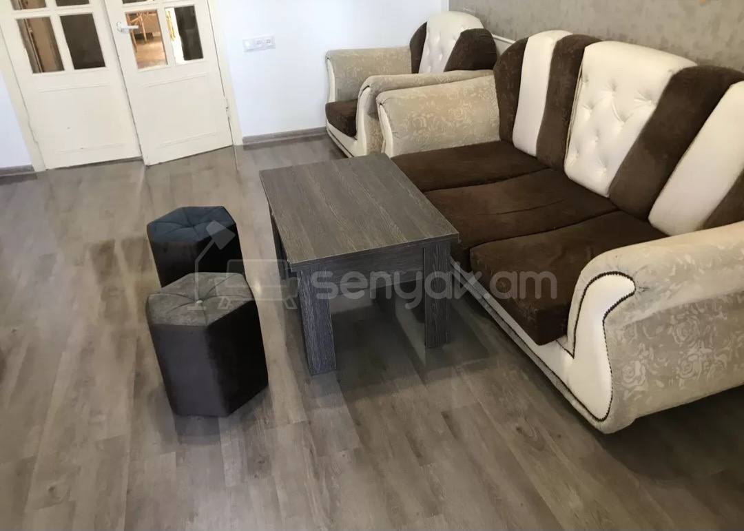 2 Սենյականոց Բնակարան Քարե Շենքում, 62քմ, 5/5 հարկ, Կապիտալ Վերանորոգված, Կահավորված, Արևկող