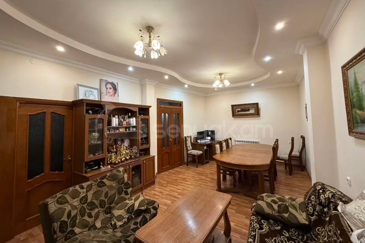 3 Սենյականոց Սեփական Տուն, 60քմ, Կապիտալ Վերանորոգված, Կահավորված