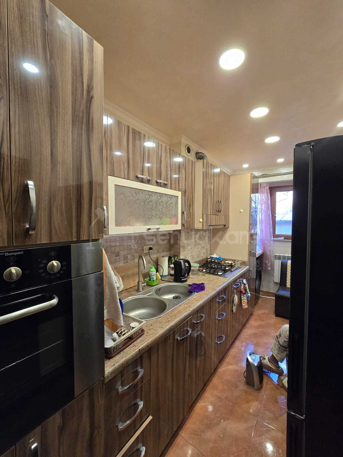 3 Սենյականոց Բնակարան, 70քմ, 1/9 հարկ, Դիզայներական Վերանորոգված