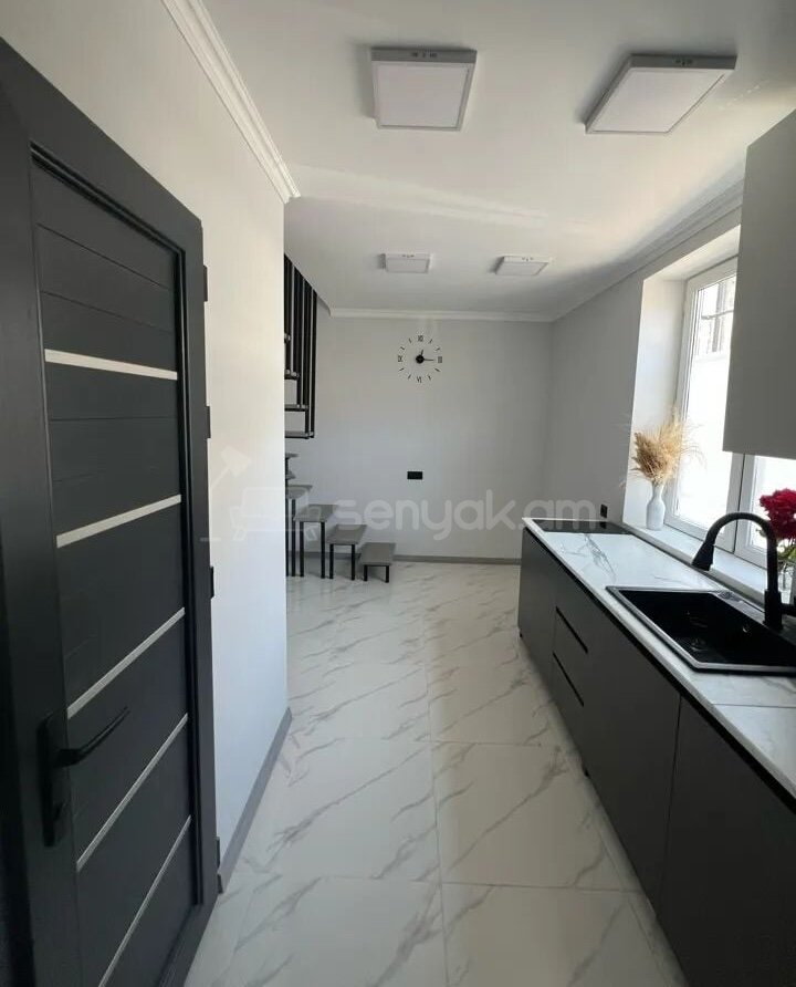 2 Սենյականոց Սեփական Տուն, 35քմ, Կապիտալ Վերանորոգված, Կահավորված