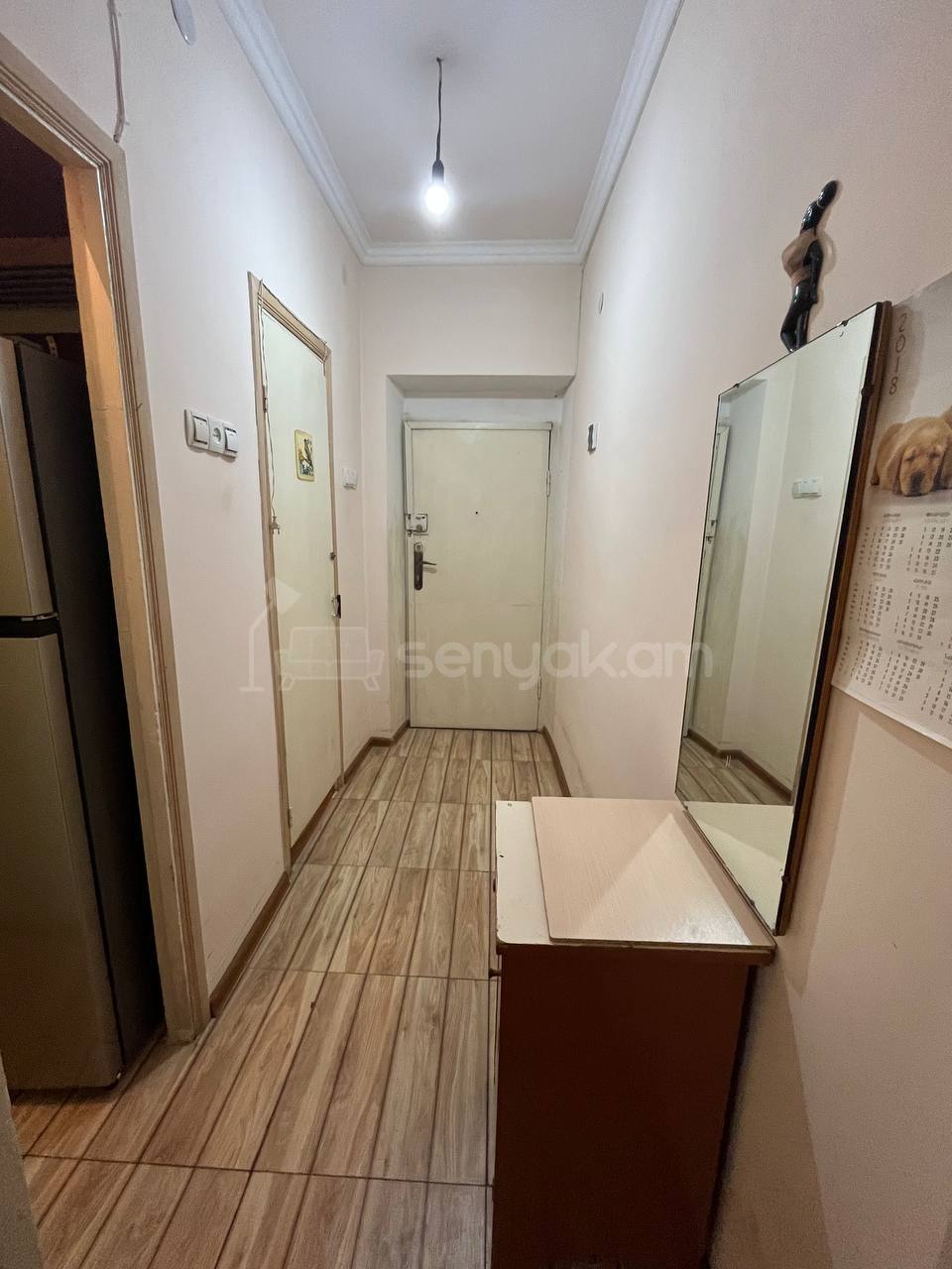 1 Սենյականոց Բնակարան Քարե Շենքում, 40քմ, 2/4 հարկ, Կոսմետիկ Վերանորոգված